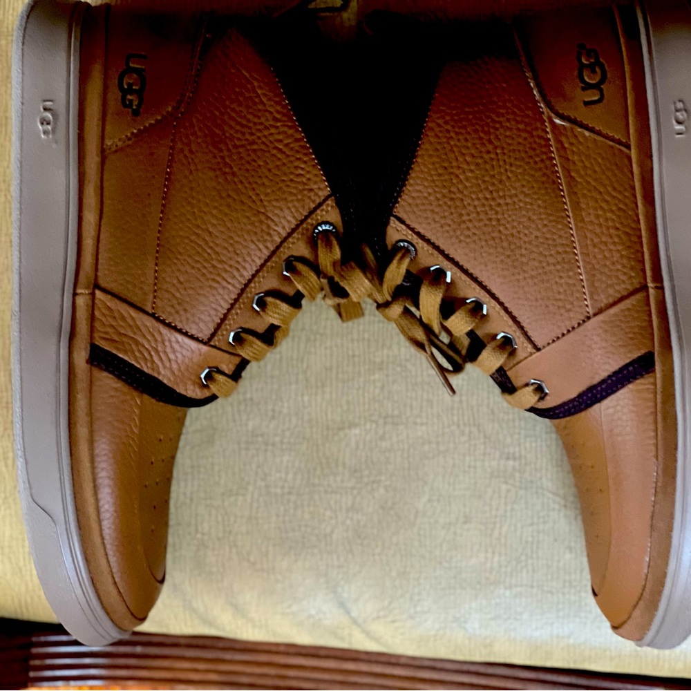 UGG CALI HYPERION Chukka Men/Women Size 7/9 Boots Unisex Chestnut Brown - Picture 2 of 6